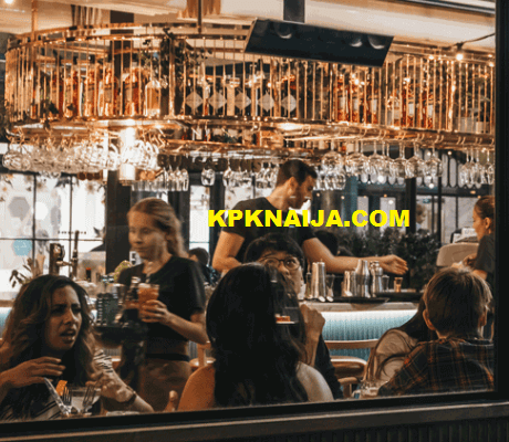 Festive Feasts: The Ultimate Guide to UK Restaurants Open on Christmas Day & Serving Holiday Menus