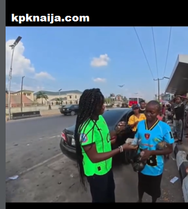 Super Falcons Star Esther Okoronkwo Celebrates Christmas with Cash Giveaways in Umuahia